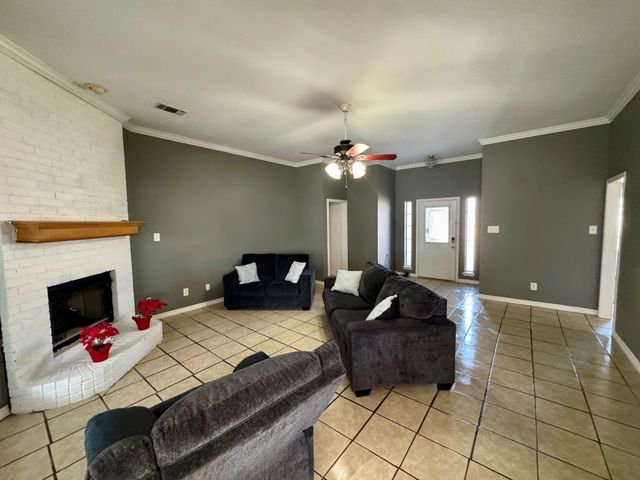 2026 Brooke Drive, Sanger, TX 76266