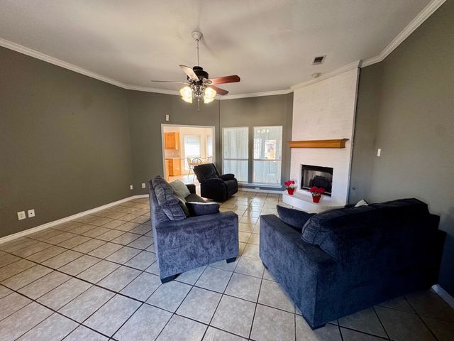 2026 Brooke Drive, Sanger, TX 76266