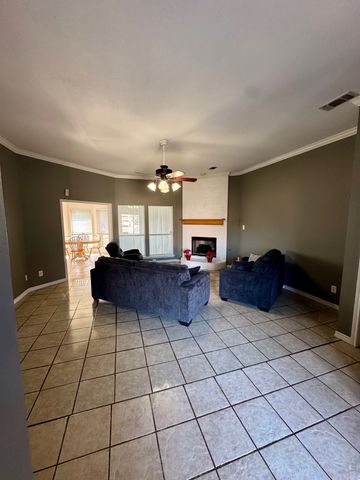 2026 Brooke Drive, Sanger, TX 76266