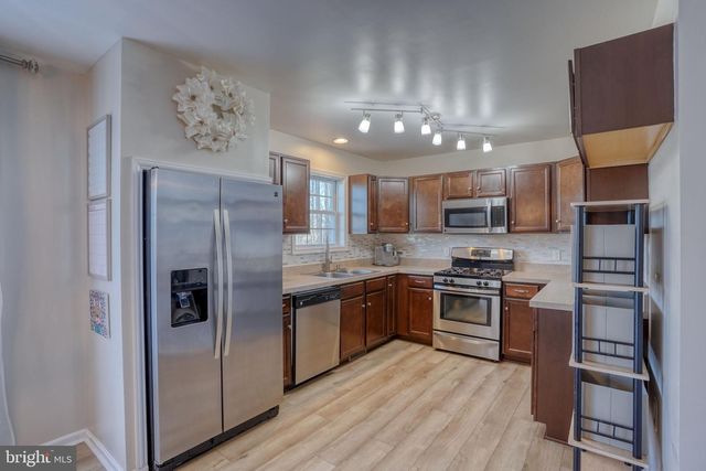 45 E BUCK POINT RD, Clayton, DE 19938