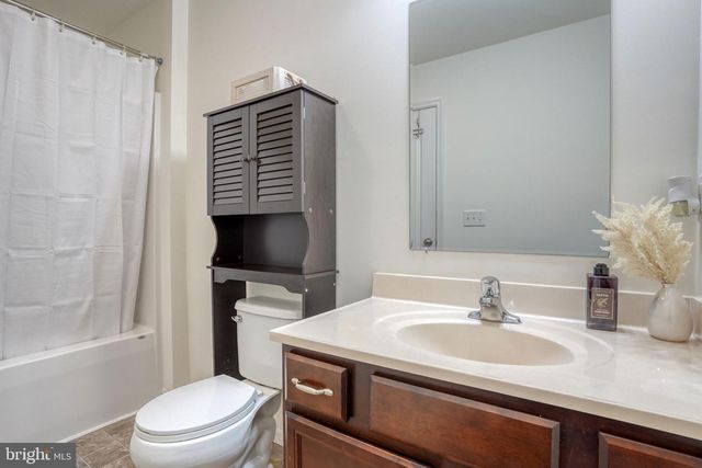 45 E BUCK POINT RD, Clayton, DE 19938