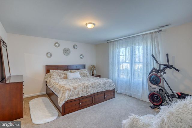 45 E BUCK POINT RD, Clayton, DE 19938