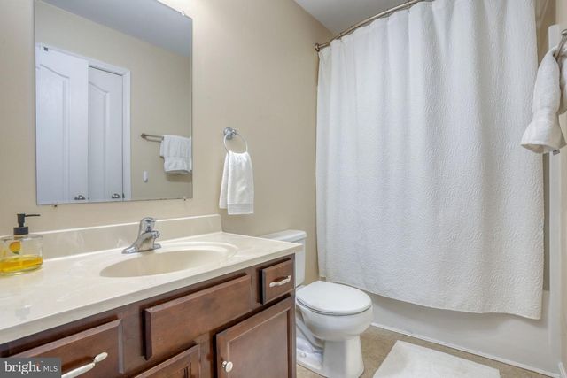 45 E BUCK POINT RD, Clayton, DE 19938