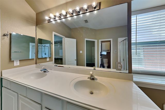 11364 Lockshire Drive, Frisco, TX 75035