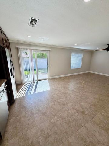 43376 Cook Street 204, Palm Desert, CA 92211