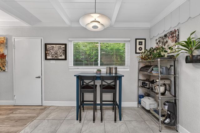 4804 61st St, Sacramento, CA 95820