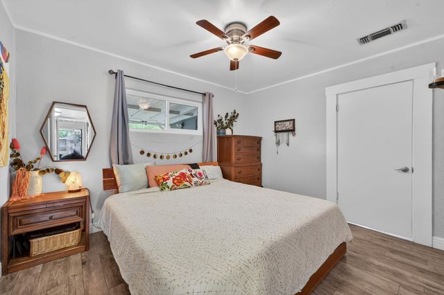 4804 61st St, Sacramento, CA 95820