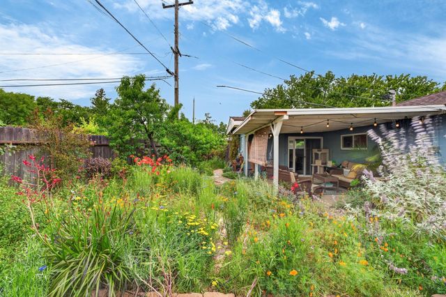 4804 61st St, Sacramento, CA 95820