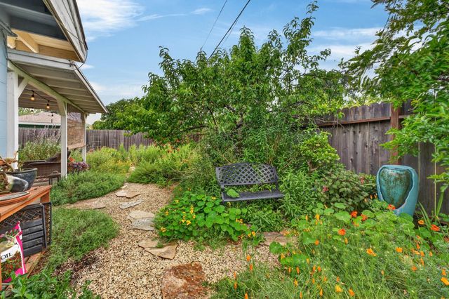 4804 61st St, Sacramento, CA 95820