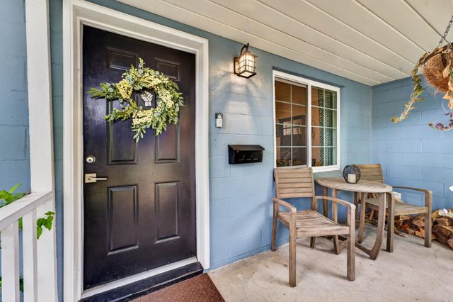 4804 61st St, Sacramento, CA 95820