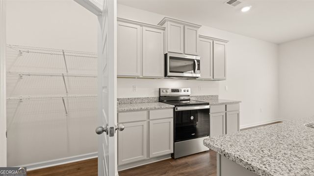 224 Storm Lane, Hoschton, GA 30548