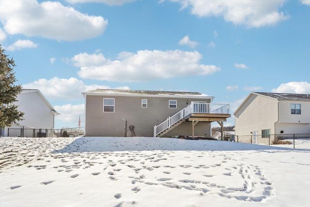 440 White Spruce Avenue, Baraboo, WI 53913