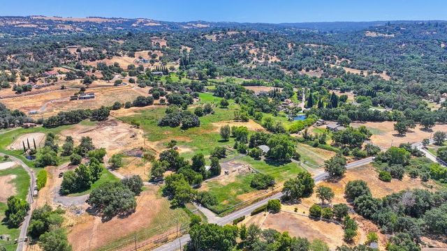 1200 Gold Hill Rd, Newcastle, CA 95658