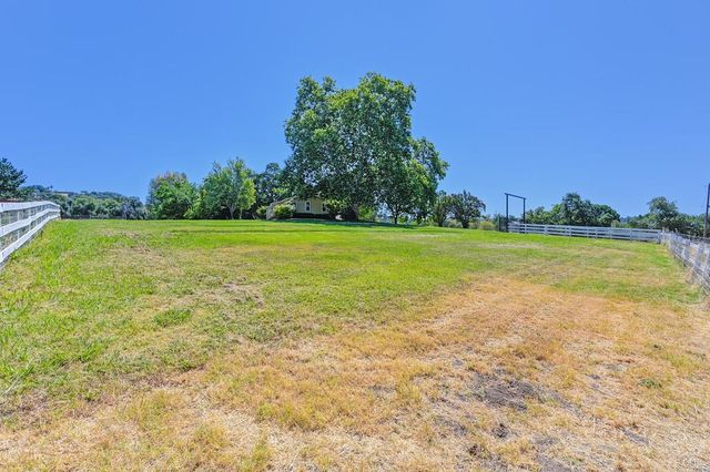 1200 Gold Hill Rd, Newcastle, CA 95658