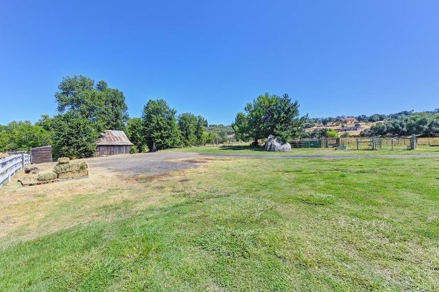 1200 Gold Hill Rd, Newcastle, CA 95658