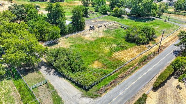 1200 Gold Hill Rd, Newcastle, CA 95658