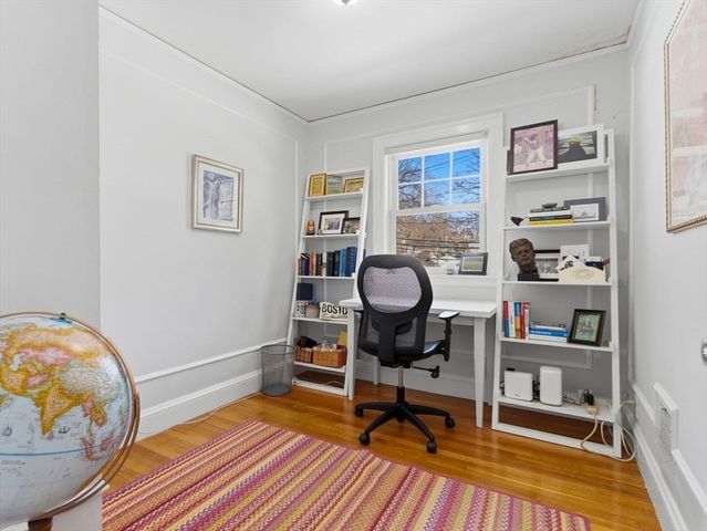 24 Blake Rd, Brookline, MA 02445