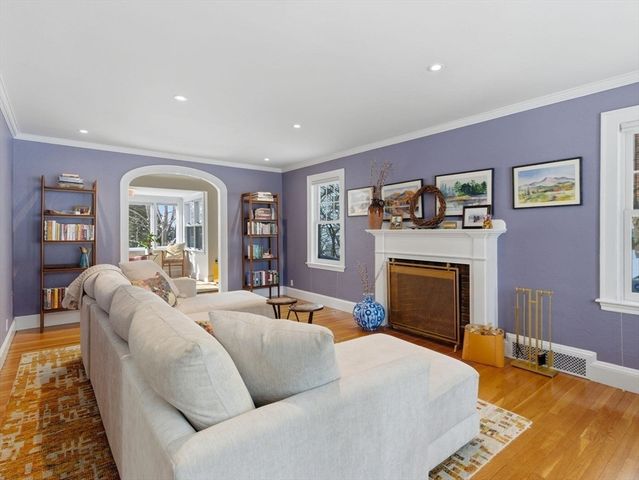 24 Blake Rd, Brookline, MA 02445