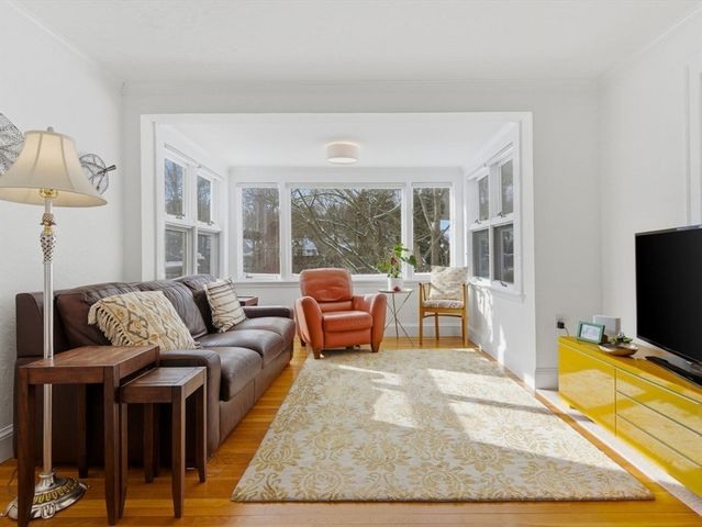 24 Blake Rd, Brookline, MA 02445