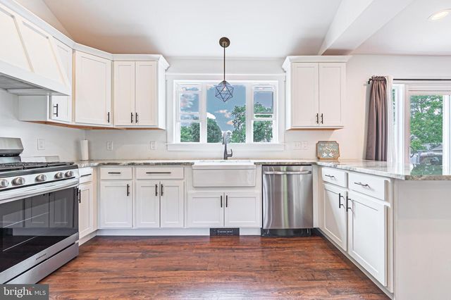 535 PARK RD, Mays Landing, NJ 08330