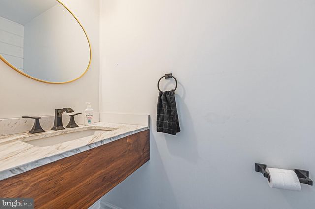 535 PARK RD, Mays Landing, NJ 08330