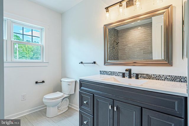 535 PARK RD, Mays Landing, NJ 08330