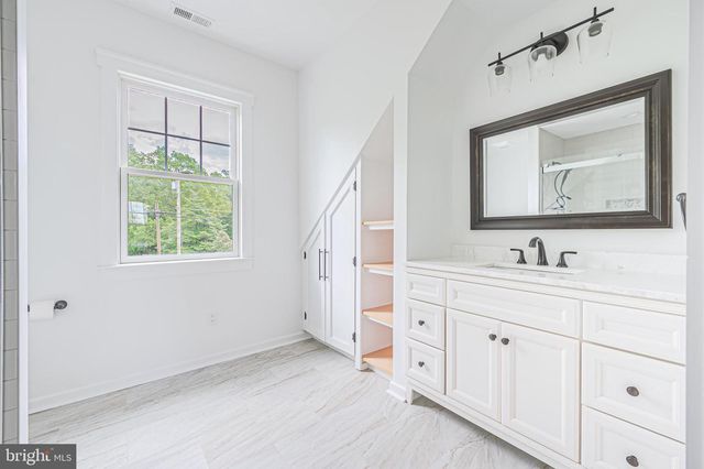 535 PARK RD, Mays Landing, NJ 08330