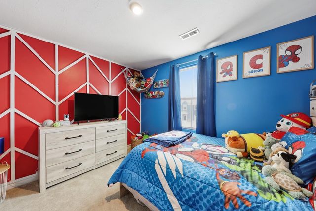 130 Union Station Way, Ohio Twp, OH 45157