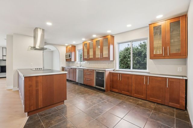 3237 Timberview Road, Dallas, TX 75229