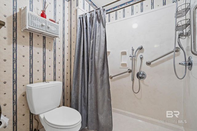2636 E Old Dobbin Drive, Mobile, AL 36695
