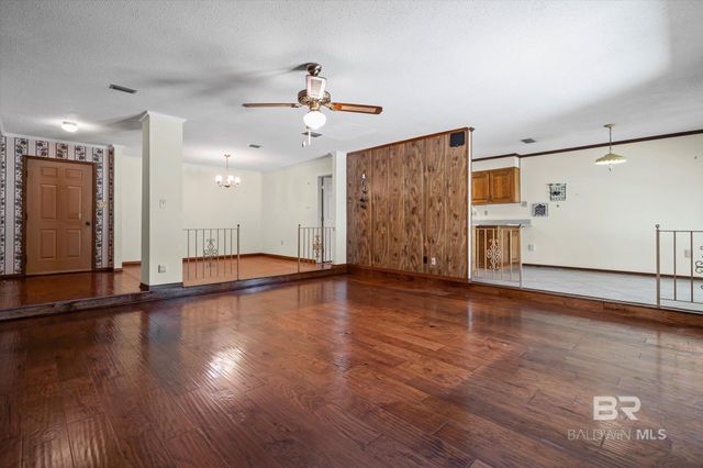 2636 E Old Dobbin Drive, Mobile, AL 36695