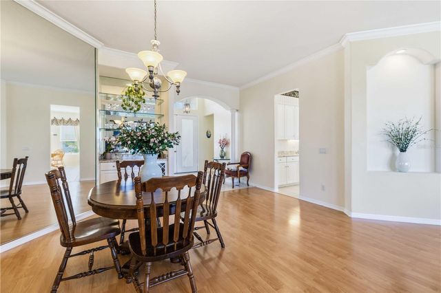 136 41ST CIRCLE E, Bradenton, FL 34208