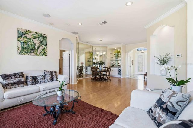 136 41ST CIRCLE E, Bradenton, FL 34208