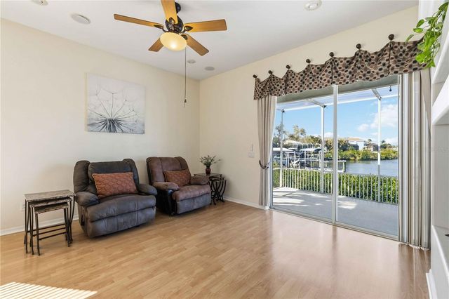 136 41ST CIRCLE E, Bradenton, FL 34208