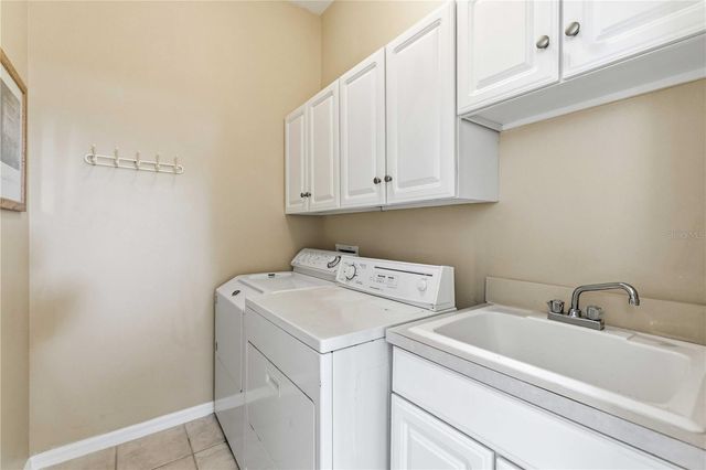 136 41ST CIRCLE E, Bradenton, FL 34208