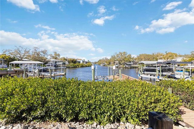 136 41ST CIRCLE E, Bradenton, FL 34208