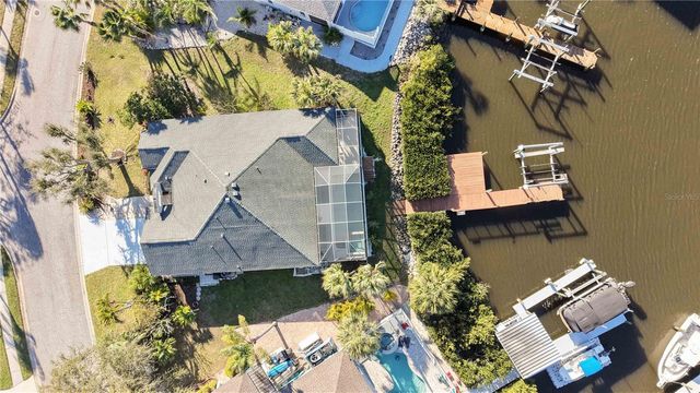 136 41ST CIRCLE E, Bradenton, FL 34208