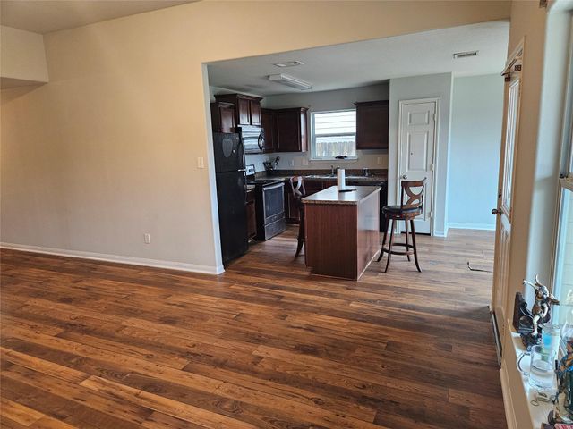 5614 Straight Way, Houston, TX 77339