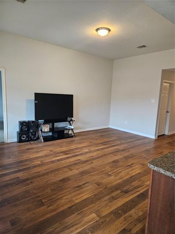 5614 Straight Way, Houston, TX 77339