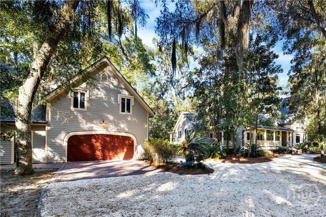 331 Silver Stream Lane, Richmond Hill, GA 31324