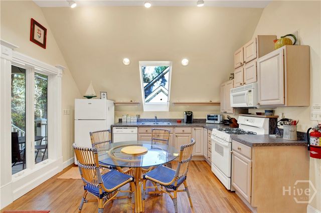 331 Silver Stream Lane, Richmond Hill, GA 31324