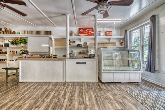 7455 Plano Rd, Bowling Green, KY 42104