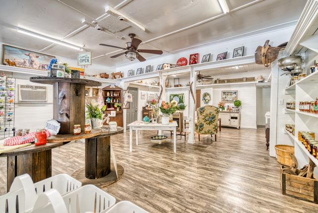 7455 Plano Rd, Bowling Green, KY 42104