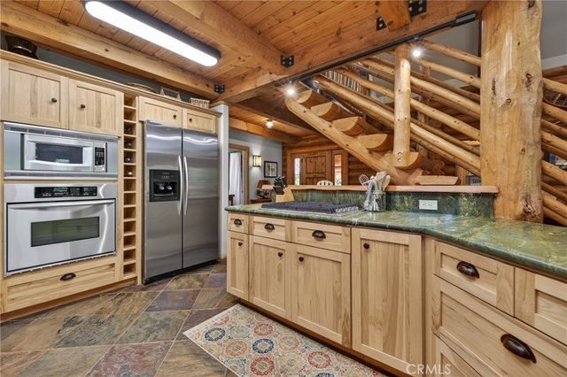 489 Dinsmore Drive, Westwood, CA 96137