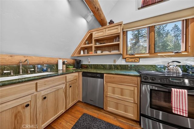 489 Dinsmore Drive, Westwood, CA 96137