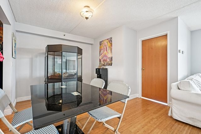 200 Cove Way 1004, Quincy, MA 02169