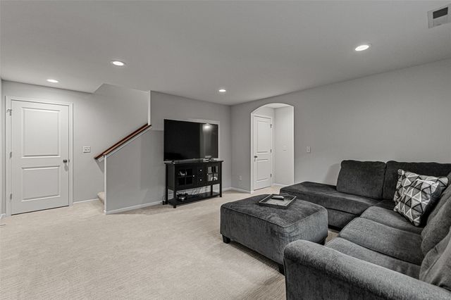 704 Mission Point Road, Iowa City, IA 52245