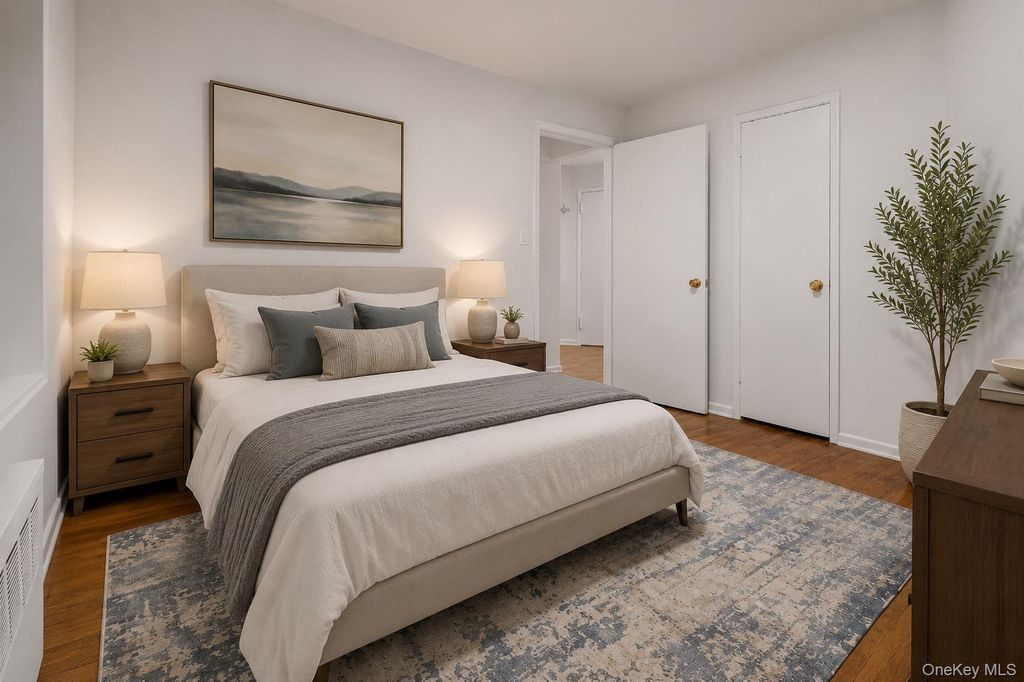 74-45 Yellowstone Boulevard 3D, Rego Park, NY 11374 — photo 5
