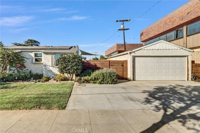 1048 S 1st Street, Alhambra, CA 91801