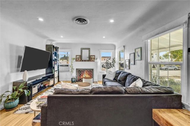 1048 S 1st Street, Alhambra, CA 91801